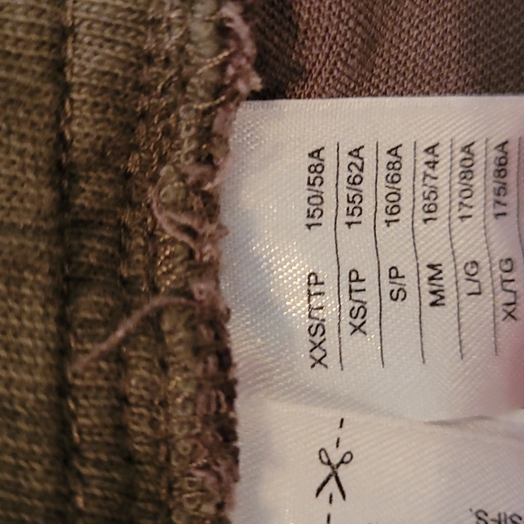 Roots Joggers - Picture 4 of 5